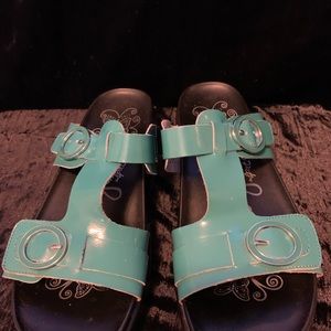 ALEGRIA TSTRAP SLIDE SANDAL  40